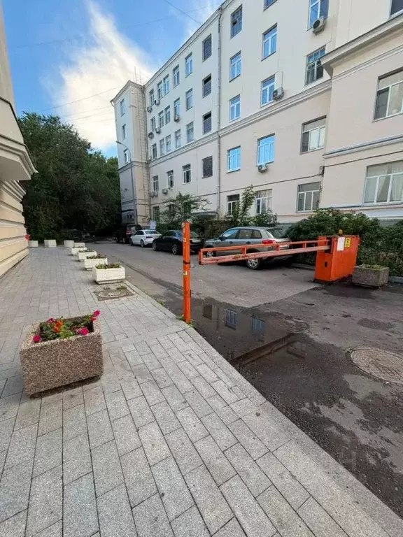 Гараж в Москва Кутузовский просп., 35К2 (12 м) - Фото 1