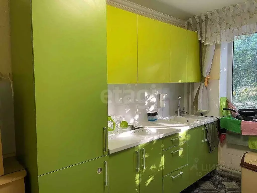 2-к кв. Крым, Симферополь ул. Беспалова (30.0 м) - Фото 1