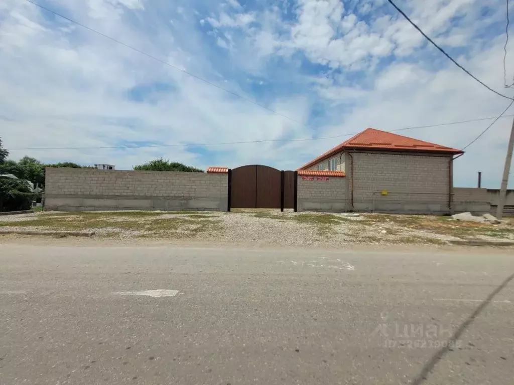 Помещение свободного назначения в Кабардино-Балкария, Баксан ул. ... - Фото 2