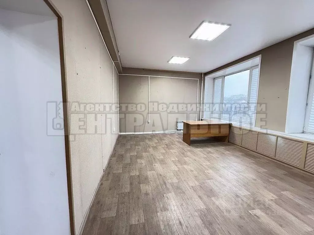 Офис в Смоленская область, Смоленск ул. Кашена, 1 (21 м) - Фото 0