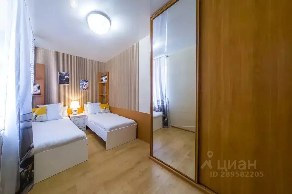 2-к кв. Свердловская область, Екатеринбург просп. Ленина, 46 (45.0 м) - Фото 0