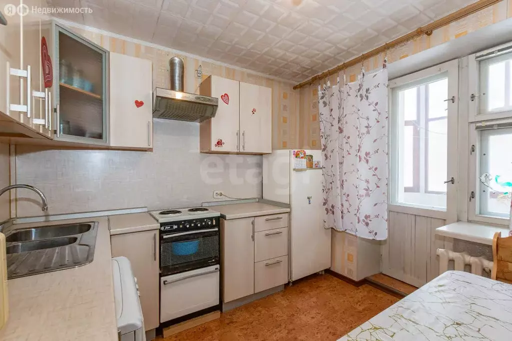 2-комнатная квартира: Омск, микрорайон Городок Нефтяников, 4-я ... - Фото 2