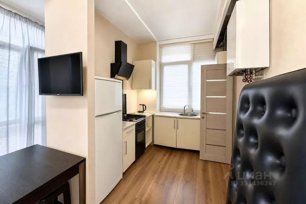 Студия Краснодарский край, Сочи ул. Тимирязева, 52/2 (30.0 м) - Фото 1
