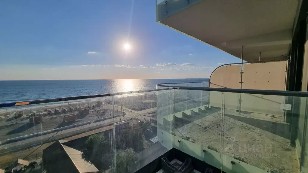 2-к кв. Крым, Сакский район, Лесновское с/пос, с. Прибрежное ул. ... - Фото 1