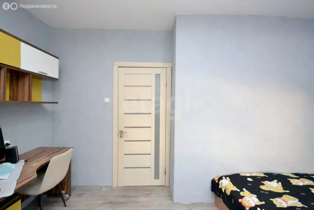 3-комнатная квартира: Республика Саха (Якутия), городской округ Жатай, ... - Фото 2