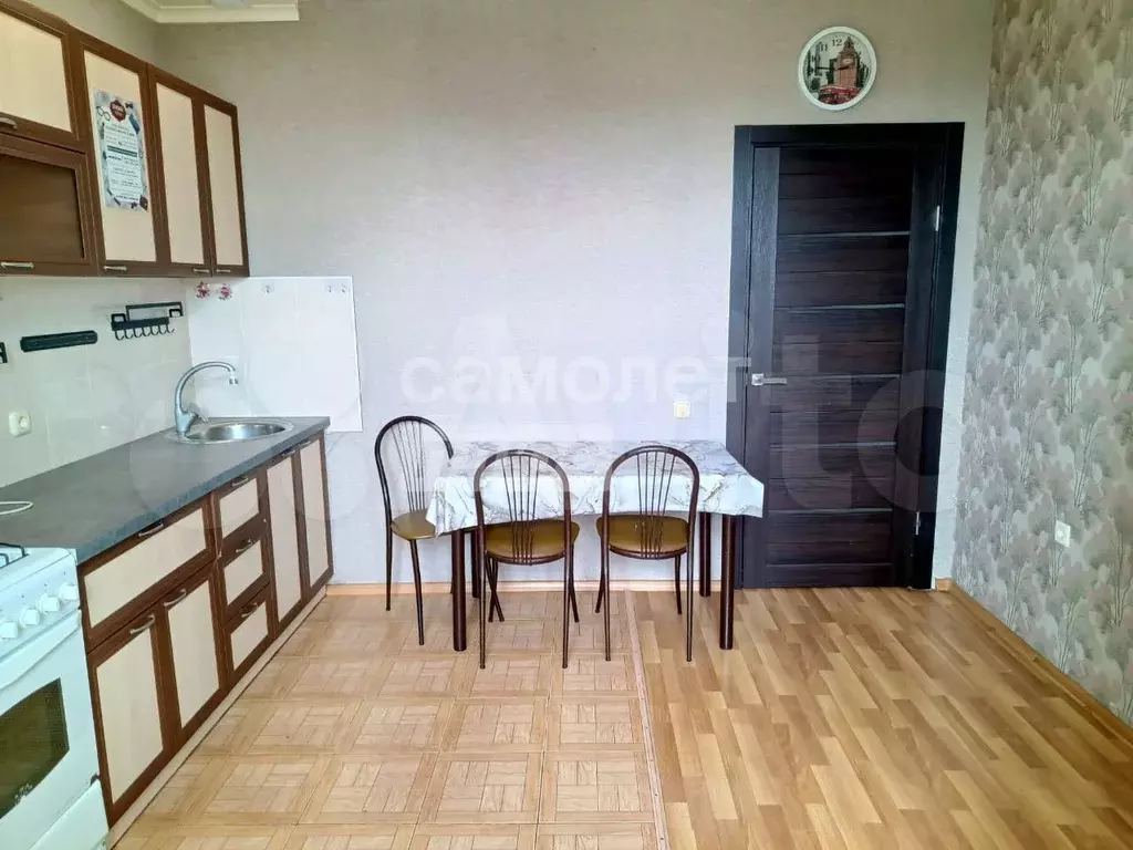 1-к. квартира, 42,3 м, 8/10 эт. - Фото 1