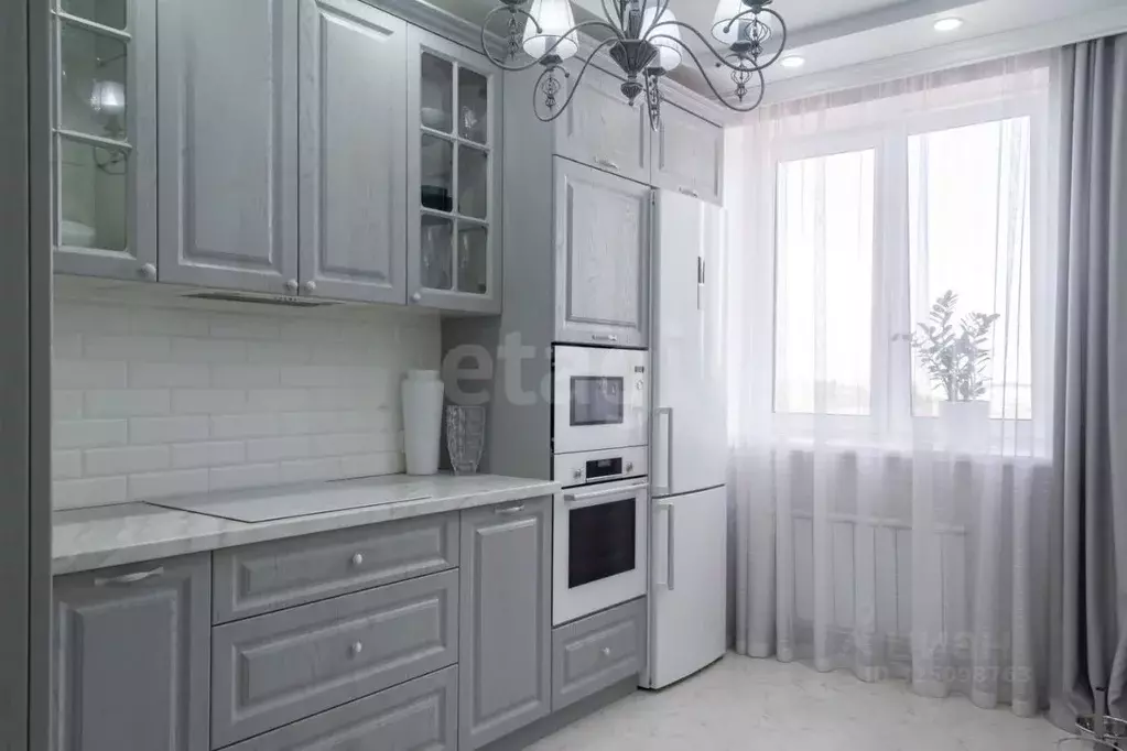 2-к кв. Курганская область, Курган ул. Кирова, 119Б (78.0 м) - Фото 1