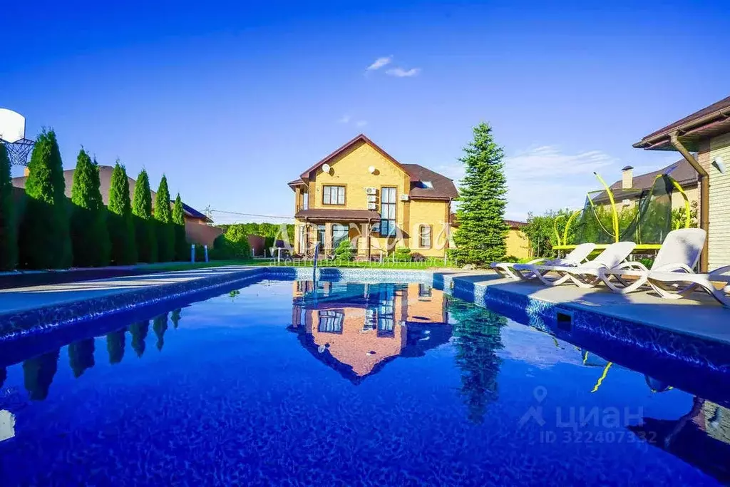 Коттедж в Белгородская область, Старый Оскол Пушкарская дача мкр,  ... - Фото 1