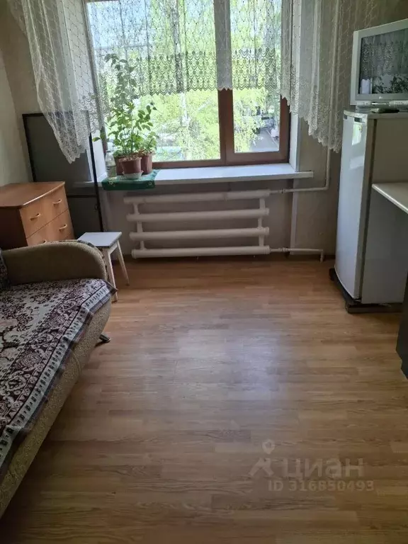 Комната Алтайский край, Бийск пер. Владимира Мартьянова, 39 (18.0 м) - Фото 1