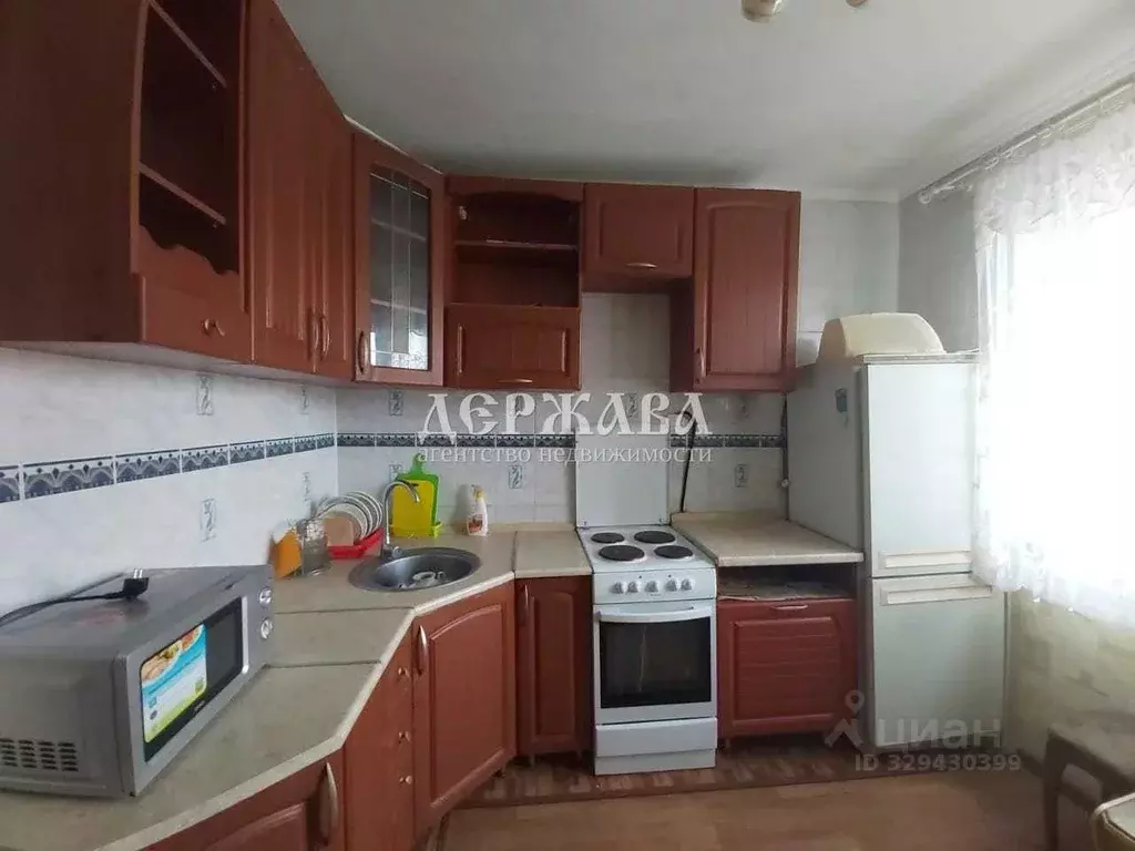 3-к кв. Белгородская область, Старый Оскол Лесной мкр, 6 (63.0 м) - Фото 2