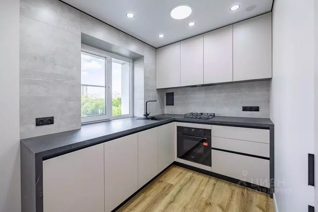 Квартира, 3 комнаты, 60 м - Фото 1