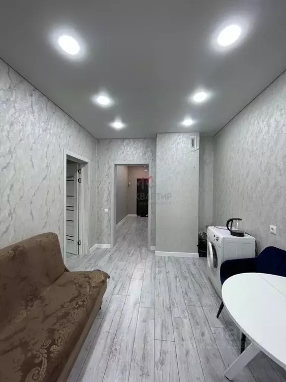 1-к кв. Хакасия, Абакан ул. Генерала Тихонова, 12к2 (35.0 м) - Фото 1