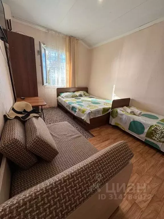 Комната Краснодарский край, Сочи ул. Декабристов, 83 - Фото 0