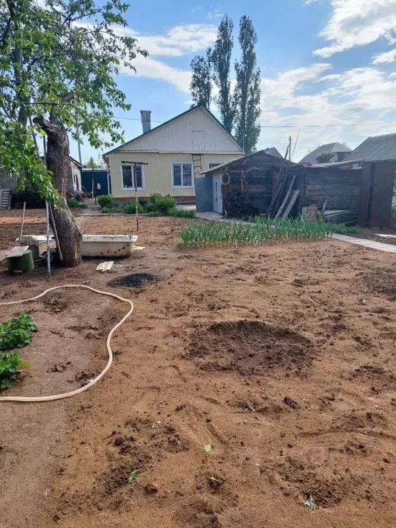 Дом в Саратовская область, Энгельс муниципальное образование, ... - Фото 1