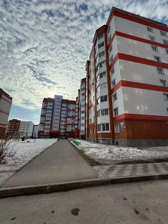 3-к кв. Новосибирская область, Бердск Первомайская ул., 129 (68.0 м) - Фото 0