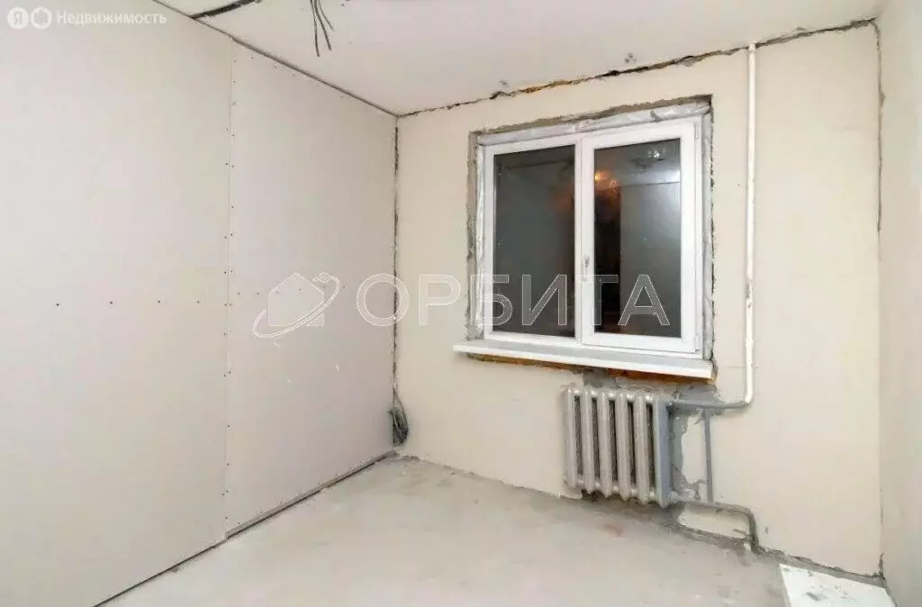 2-комнатная квартира: Тюмень, улица Монтажников, 12 (44.2 м) - Фото 1
