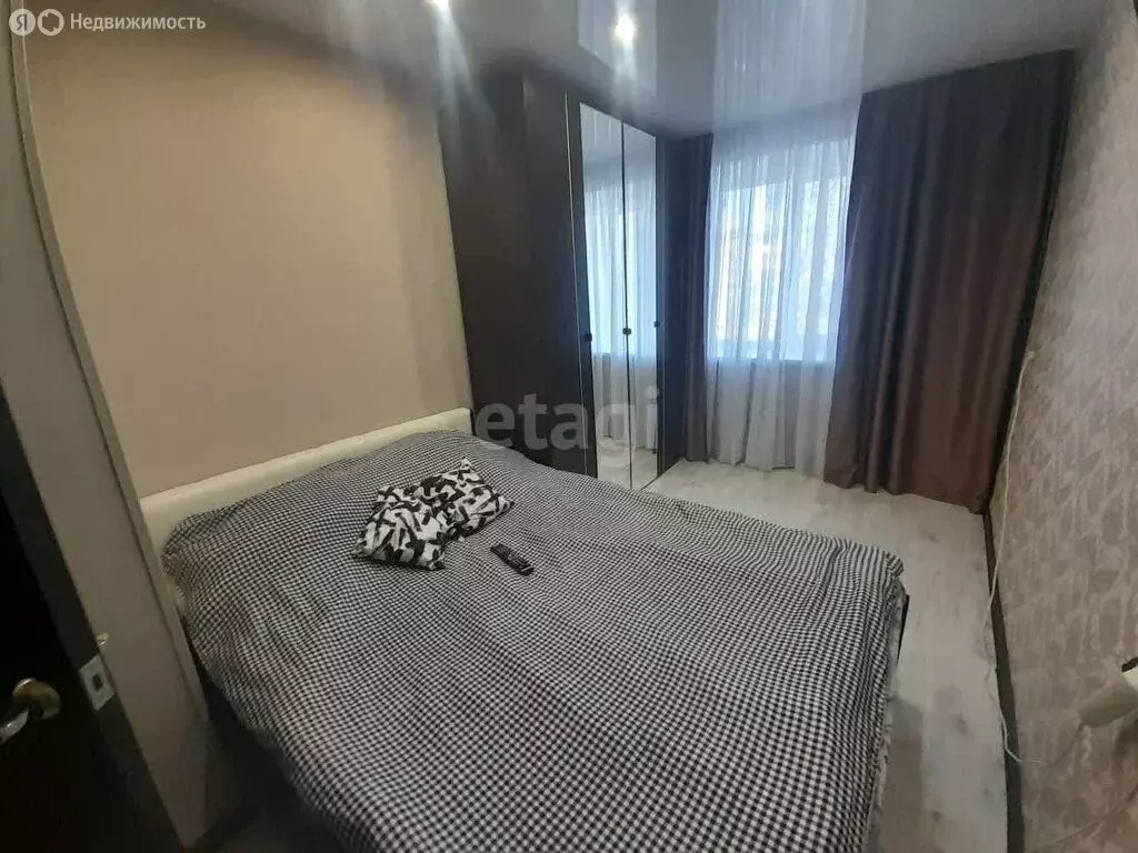 3-комнатная квартира: Верхняя Салда, улица Воронова, 8к2 (57.5 м) - Фото 1