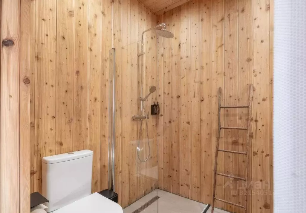 Дом в Краснодарский край, Сочи Красная Поляна пгт, ул. Защитников ... - Фото 2