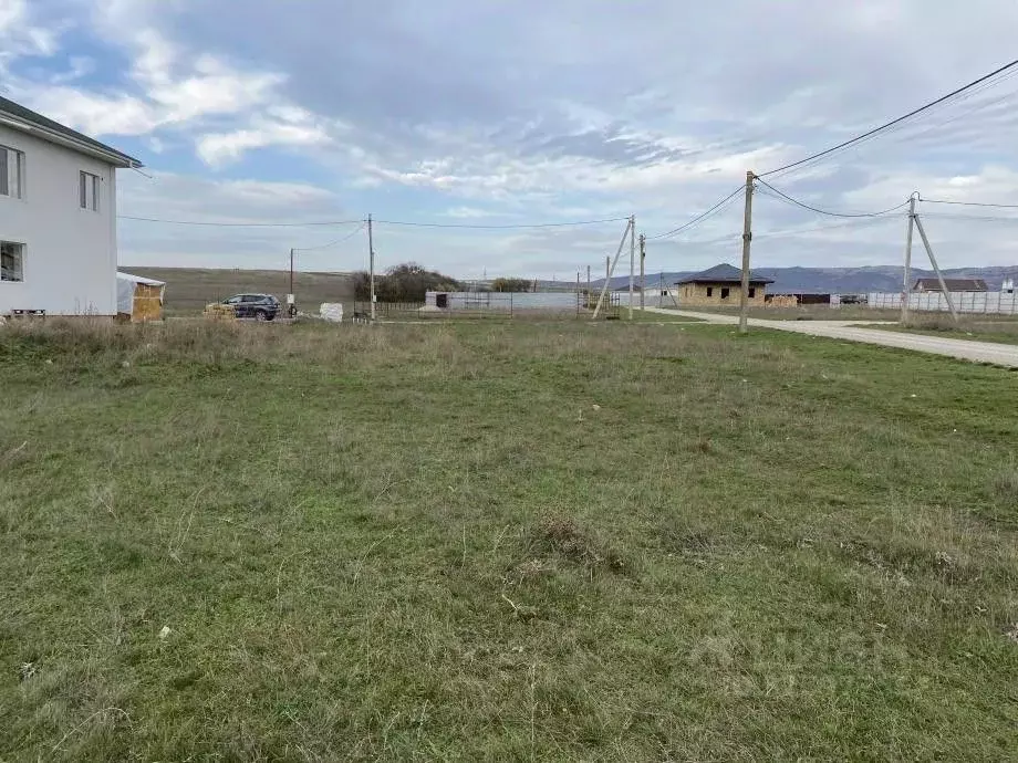 Участок в Крым, Симферопольский район, с. Доброе ул. Салгыр-бою, 7 ... - Фото 1