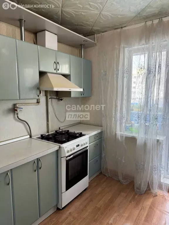 2-комнатная квартира: Киров, микрорайон Коминтерновский, Боровая ... - Фото 2