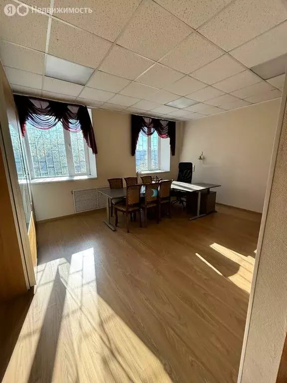 Офис (250 м) - Фото 2