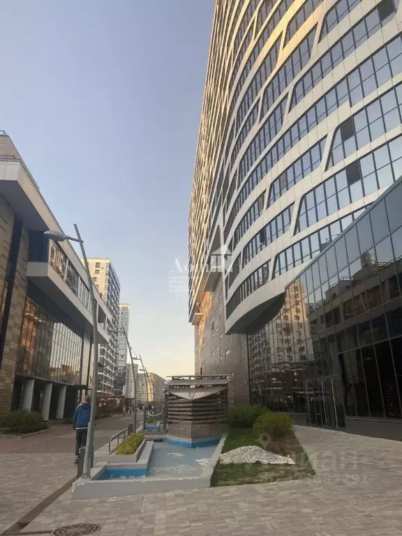 Студия Санкт-Петербург бул. Александра Грина, 1 (27.0 м) - Фото 2