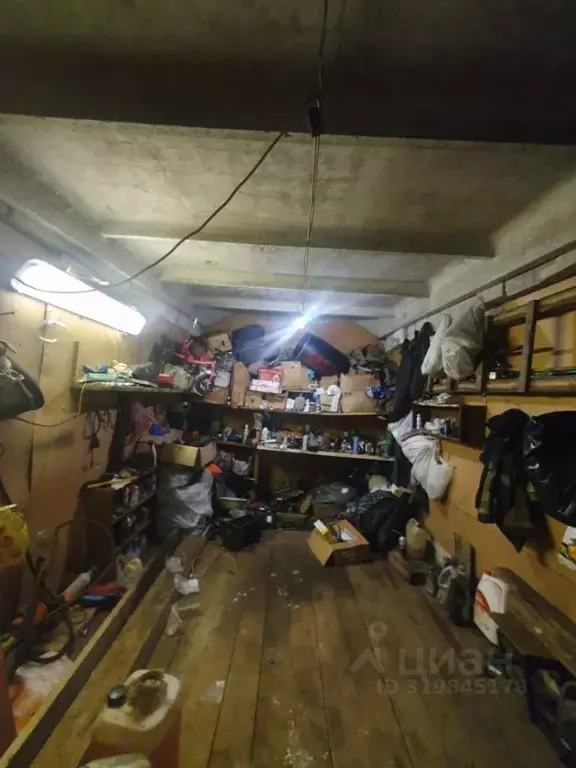 Гараж в Коми, Сыктывкар Тентюковская ул., 257 (18 м) - Фото 1