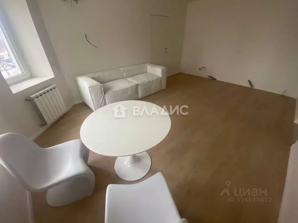 3-к кв. Белгородская область, Белгород ул. Костюкова, 34 (58.0 м) - Фото 1