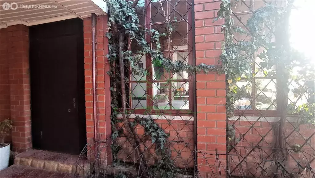 Дом в Крымск, Крепостная улица (220 м) - Фото 1