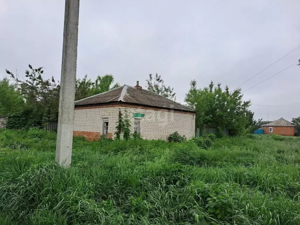 Дом в Белгородская область, Валуйский муниципальный округ, с. ... - Фото 0