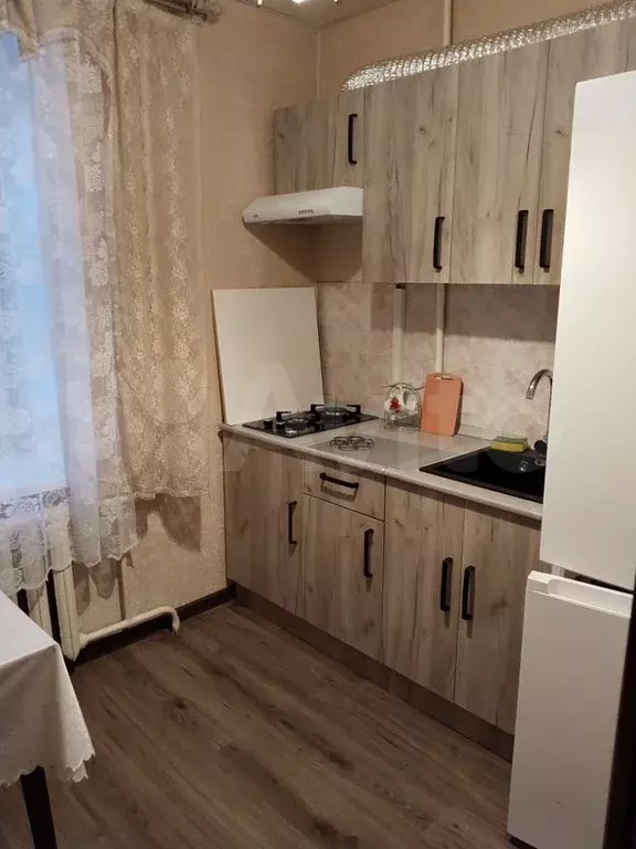 1-к. квартира, 37 м, 2/5 эт. - Фото 0