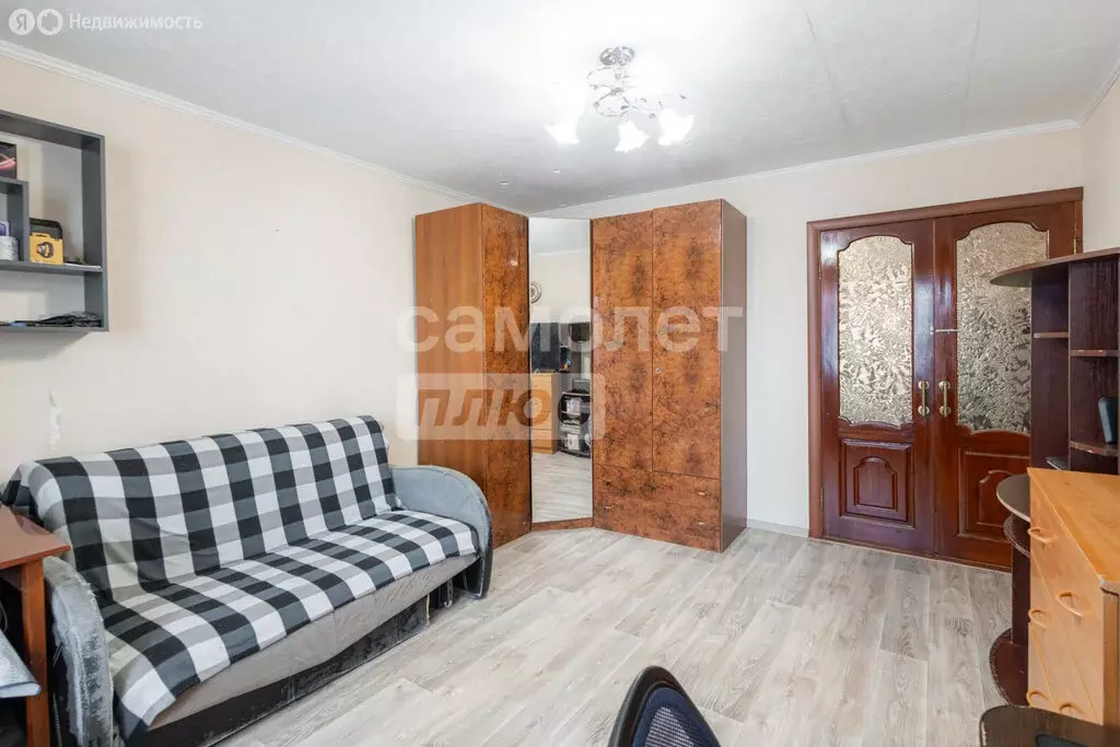 3-комнатная квартира: Томск, улица Клюева, 4 (61.6 м) - Фото 2