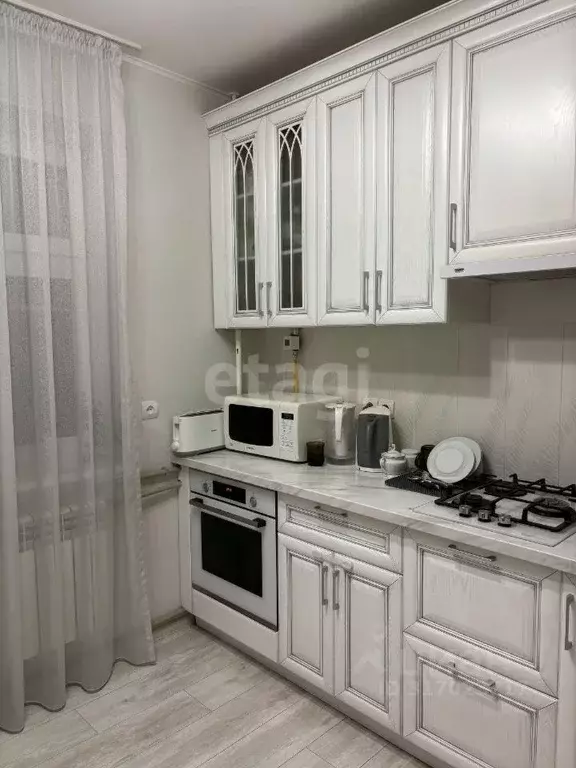 3-к кв. Курская область, Курск Орловская ул., 8 (60.2 м) - Фото 0