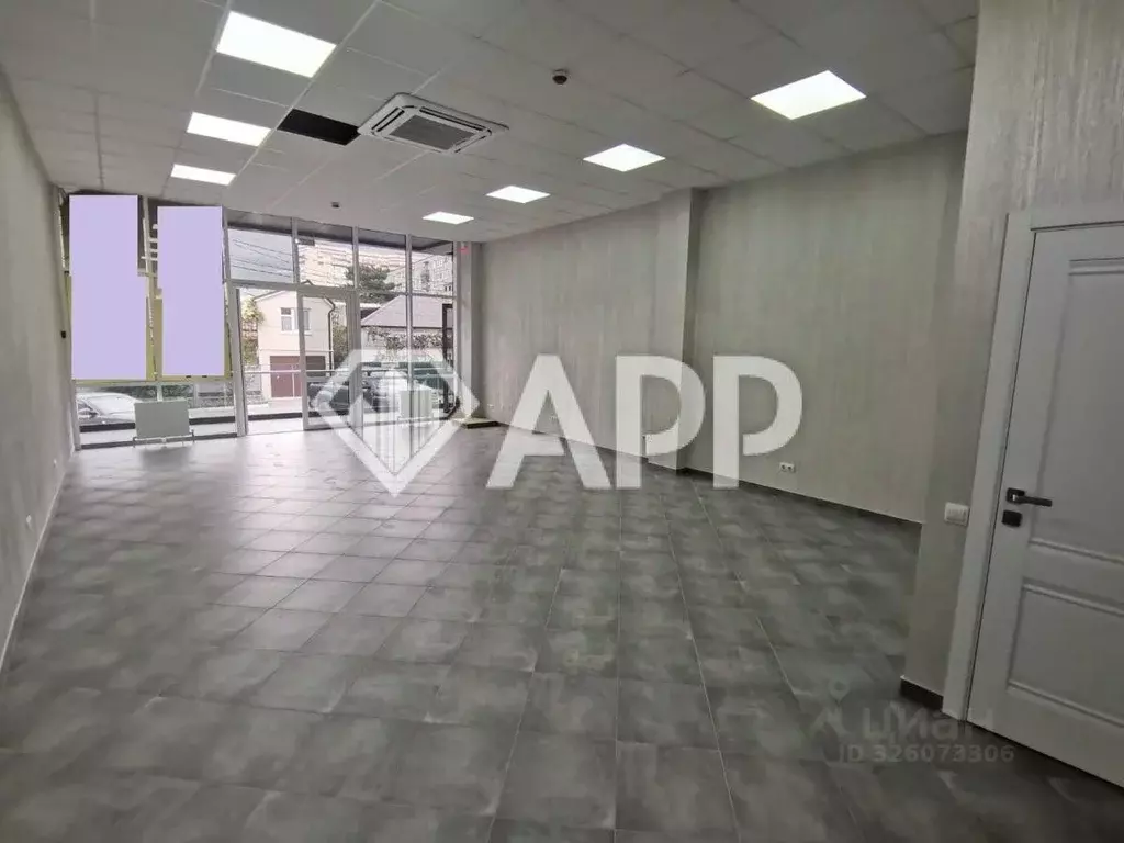 Помещение свободного назначения в Краснодарский край, Геленджик ул. ... - Фото 1