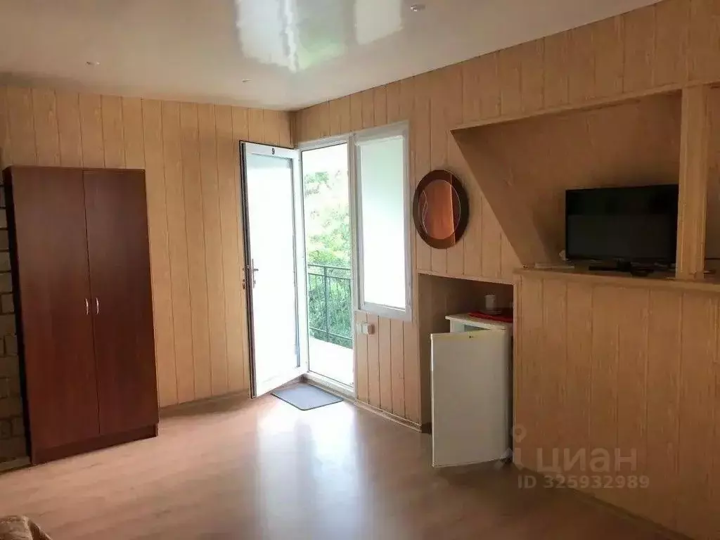 1-к кв. Крым, Алушта ул. Набережная, 24А/30Н (28.0 м) - Фото 2