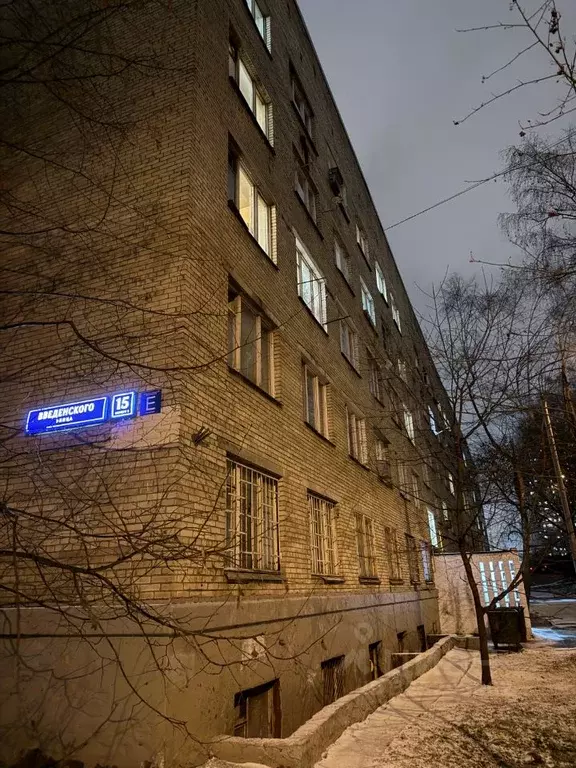 Комната Москва ул. Введенского, 15К3 (18.0 м) - Фото 1