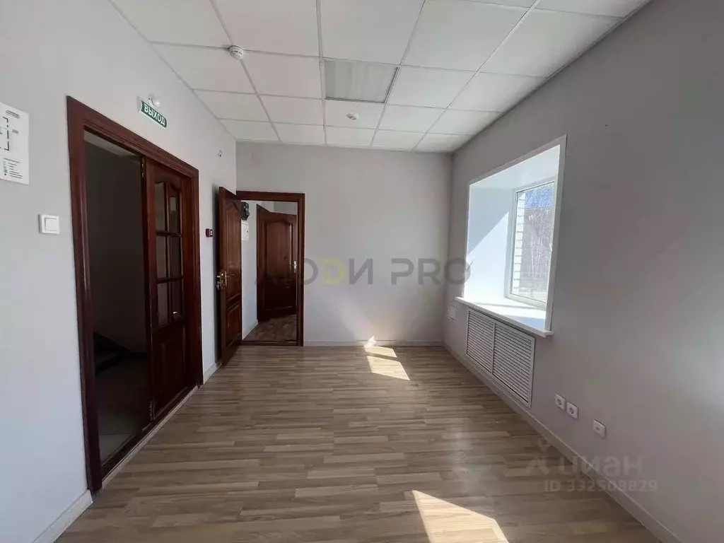Помещение свободного назначения в Татарстан, Зеленодольск ул. ... - Фото 2