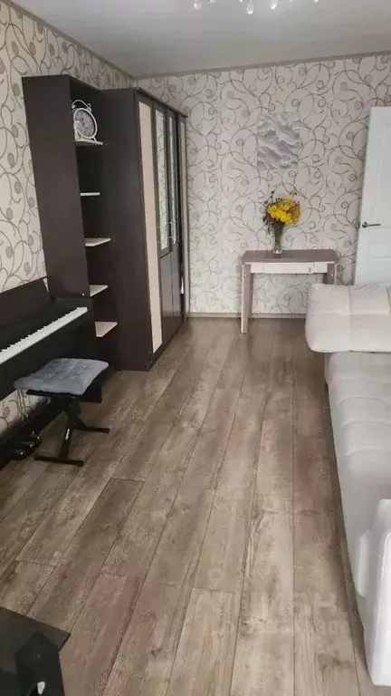 Комната Иркутская область, Иркутск ул. Иосифа Уткина, 19 (17.0 м) - Фото 1