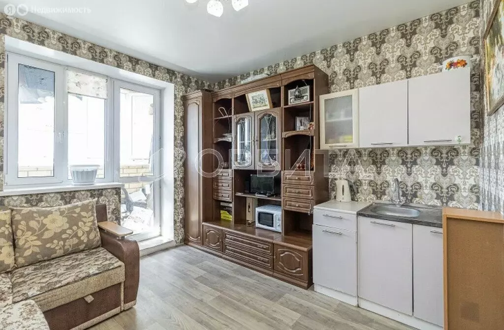 Квартира-студия: Тюмень, Газопромысловая улица, 8 (20 м) - Фото 0