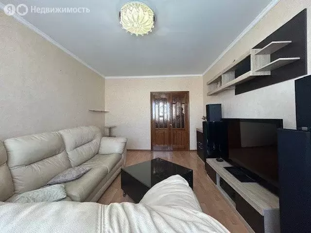 3-комнатная квартира: Брянск, Бежицкий район, Комсомольская улица, 16 ... - Фото 1