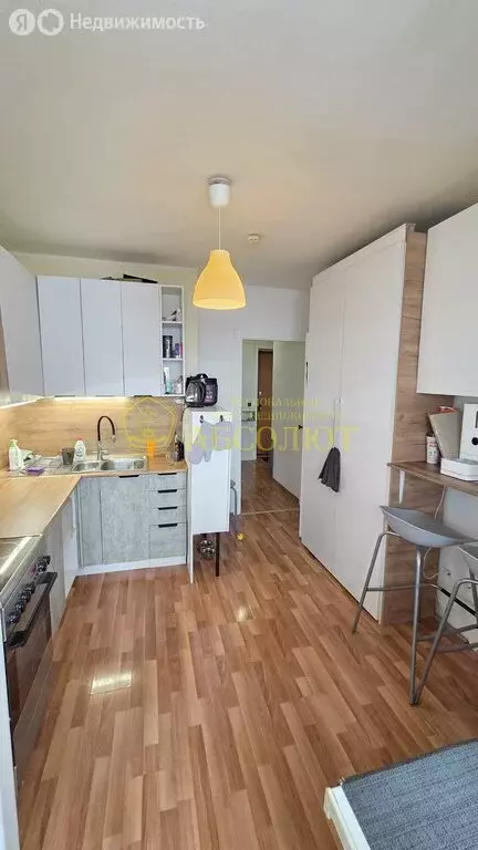 1-комнатная квартира: Екатеринбург, Парниковая улица, 8 (36.9 м) - Фото 2