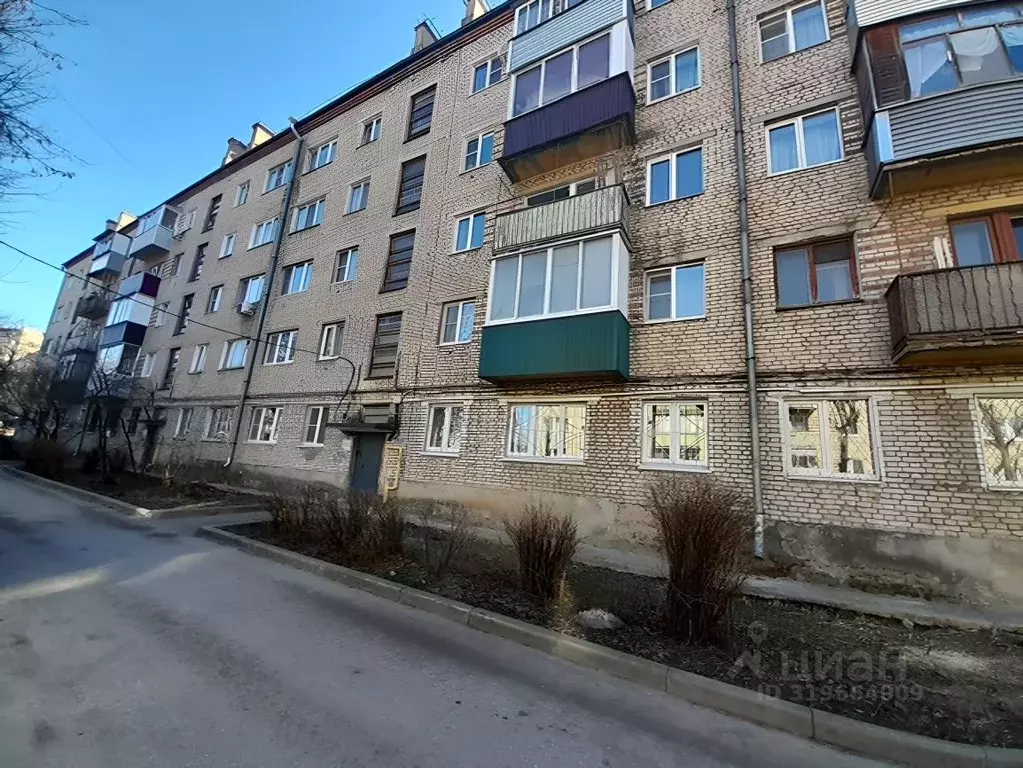 2-к кв. Московская область, Серпухов пер. 1-й Оборонный, 6 (44.0 м) - Фото 1