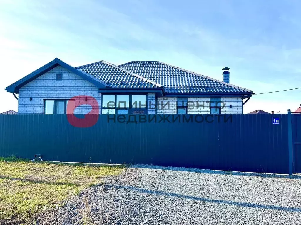 Дом в Тюменская область, Тюменский муниципальный округ, с. Мальково ... - Фото 1
