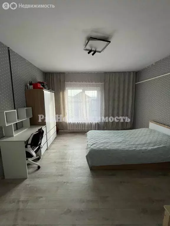 Дом в Республика Тыва, Кызылский кожуун, посёлок городского типа ... - Фото 2