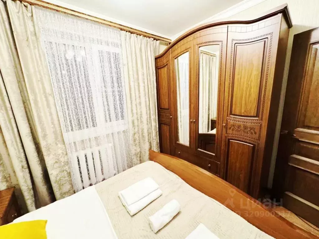 2-к кв. Карачаево-Черкесия, Черкесск ул. Балахонова, 39 (60.0 м) - Фото 1