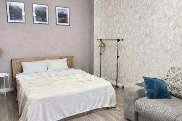 1-к кв. Красноярский край, Красноярск наб. Ярыгинская, 19А (38.0 м) - Фото 0