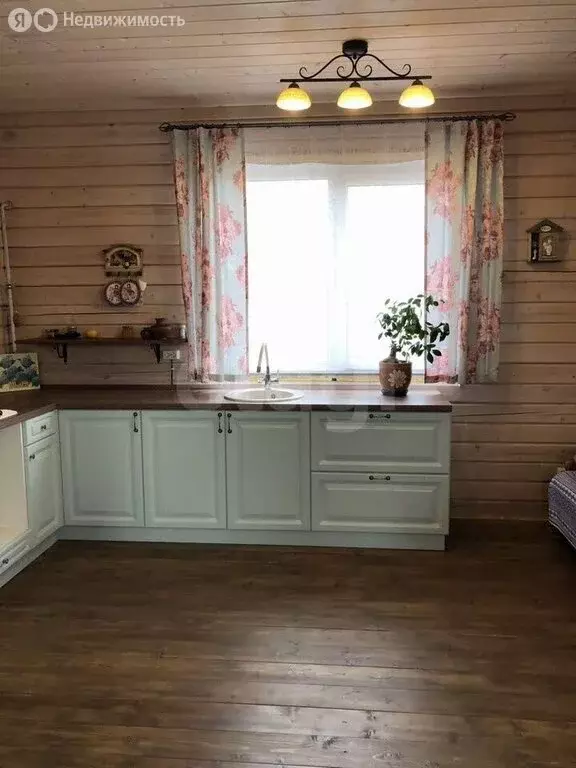 Дом в деревня Кривцово, Лазурная улица (170 м) - Фото 1