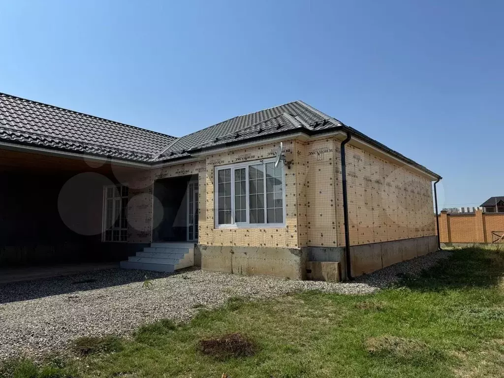 Дом 200 м на участке 6 га - Фото 0