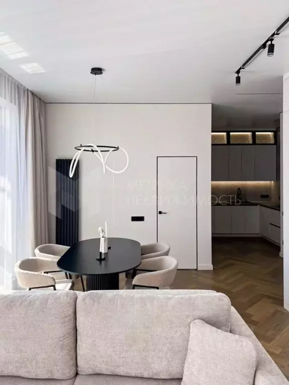 2-к кв. Тюменская область, Тюмень ул. Пожарных и Спасателей, 1 (82.0 ... - Фото 1