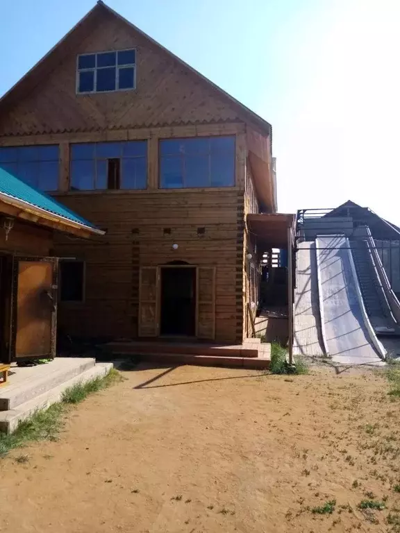 Дом в Саха (Якутия), Якутск ул. Томтор (220 м) - Фото 1